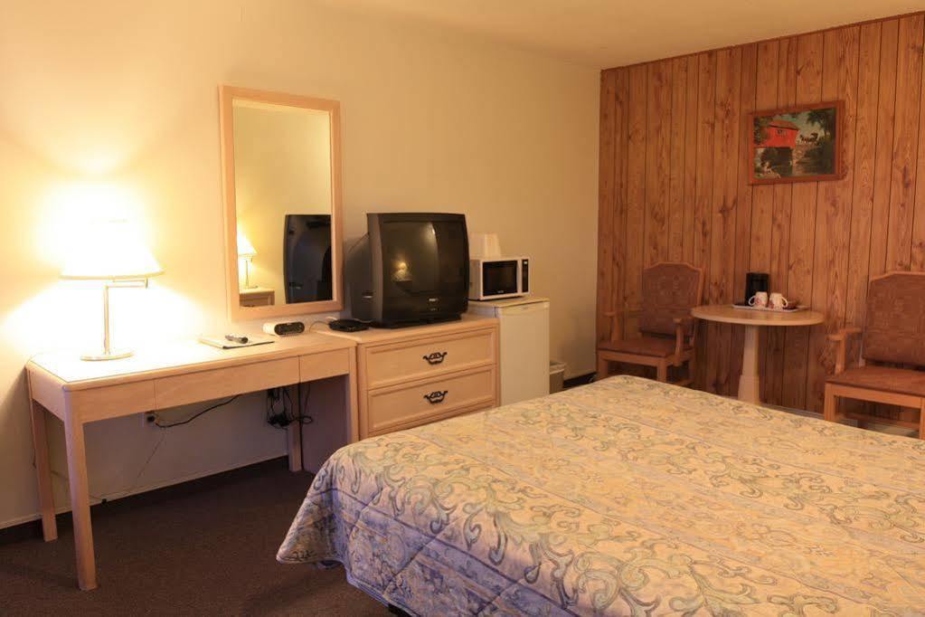 دارتموث Lake City Motel المظهر الخارجي الصورة
